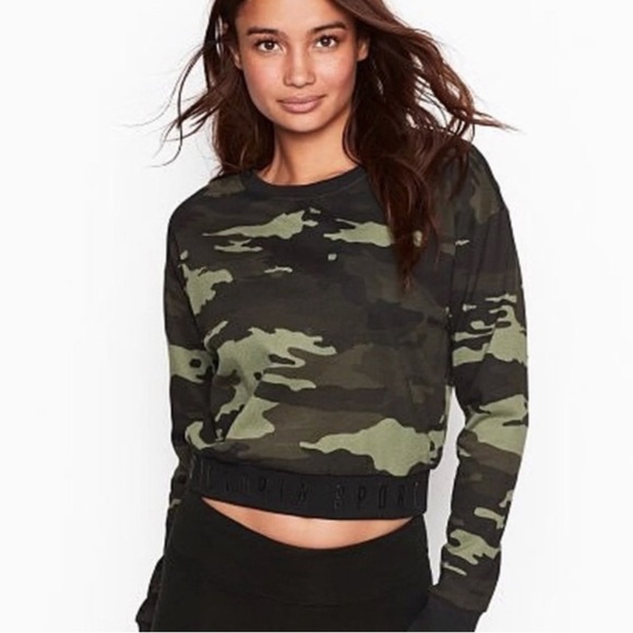 Victoria’s Secret Sport Camo Cropped Comfy Sweatshirt - Picture 2 of 6